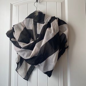Black & White Stripe Breezy Scarf/Wrap
